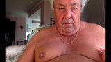 Spettacolo del nonno in webcam snapshot 7