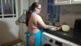 Wife getting messy in Apron snapshot 2