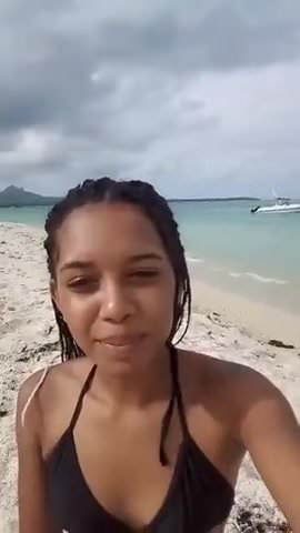 Fille sexy en bikini