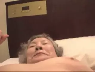 70歳超熟女無修正画像 無修正70歳のおばあちゃん | xHamster