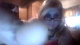 Krissy Sweets s'enfile un gode dans sa douce petite chatte étroite snapshot 1