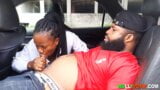 Ladygold Africa hatte eine gute Zeit mit dem beliebten nigerianischen Pornostar Krissyjoh Chris im Auto snapshot 10