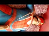 Spider-man gebonden, gekieteld en gerukt snapshot 13