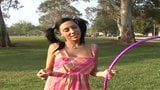 Adolescente puta con coletas lela star recogida en el parque snapshot 6
