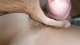 Rivieren van sperma close-up van twee jonge hete hotties met grote harde pikken! snapshot 5