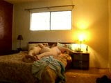 Esposa compartida se encuentra con amante en un motel barato y follan snapshot 23