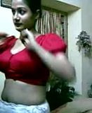 Bengali Muslim MILF Smrity Dressed as Hindu Lady snapshot 7