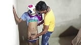 India adolescente travesti - En la mañana, travesti y su novio estaban de buen humor y ambos tienen su culo follado en una habitación snapshot 11