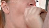 Bystiga tyska milf ängelögon chockade över styvsonens enorma sperma i ansiktet snapshot 6