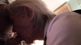 Deense oma 92 jaar oud, jongen 29 snapshot 7