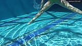 Milf babe Nicole Pearl shaking ass underwater snapshot 5