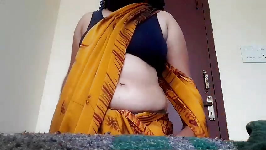 Indian Tamil desi girl nude dance