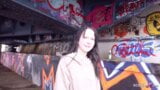 Batedora alemã - pequena garota tímida pega na rua para sexo violento snapshot 3