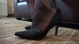 Nishay, jeu de chaussures en collants noirs et jeu de pieds snapshot 5