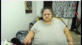 las enormes tetas de esta abuela snapshot 3