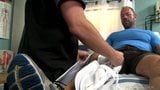 Папочка-пациент трахает волосатого щенка доктора в задницу - menover30 snapshot 3