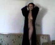 Free watch & Download arabic girl striping great body2