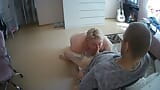 Suegra desnuda con grandes tetas chupa mi polla snapshot 8