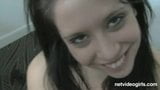 Кастинг на диване с брюнеткой Danielle в любительском видео snapshot 20