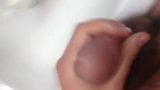 Sperma in lotion van vrienden! enorme cumshot snapshot 18