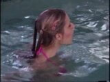 Preciosa joven nadadora delgada follada duro junto a la piscina snapshot 2