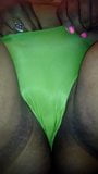 BBW-Amateur spielt mit Vibrator snapshot 1