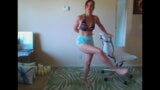 New 14 day Beginner yoga series Neck and shoulder mobility Start today - Day 1 Beginner yoga snapshot 15