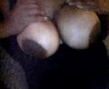 Enormes areolas oscuras de una perra dominicana snapshot 6