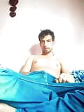 Papi masturbándose duro snapshot 5