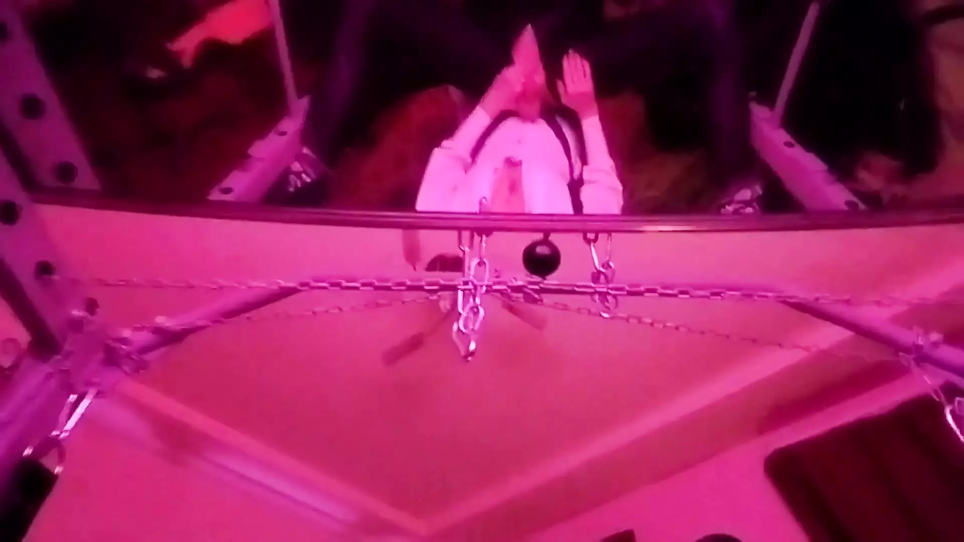 Domina-herrin eva, Latex-domina, strapon, sklavin fingert, analfick, weiße latex-leggings, Maske, bdsm-fetisch, hardcore