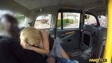 Fake taxi rondborstige Alice Judge in wonderland met dubbele penetratie snapshot 5