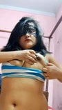 Sexy ragazza desi si masturba snapshot 3