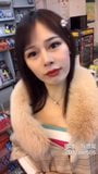 Une fille asiatique super mignonne en public snapshot 1