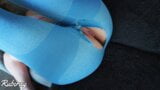 Sıkı amcık derinden sikiliyor ve yırtık yoga pantolonunun içine boşaltılıyor snapshot 17