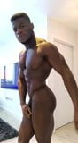 Muscle boy from Nigeria snapshot 6