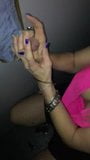 Loira masturba estranho no gloryhole snapshot 1