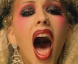 Christina Aguilera Schleife # 3 snapshot 10