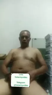 Polisi indonesia ayah wanking | xHamster