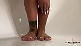 LaBellaDiablaX Gorgeous Oiled-Up Feet snapshot 1