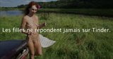 Russe se baigne nue dans la riviere snapshot 1