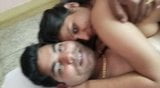 Un petit ami indien baise sa copine excitée dans la chambre d'un ami 1 snapshot 6
