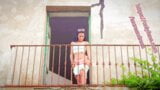 Italy – big abandoned house – balcony show snapshot 1