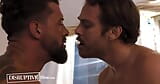 Des amants gays baisent passionnément - disruptivefilms snapshot 13