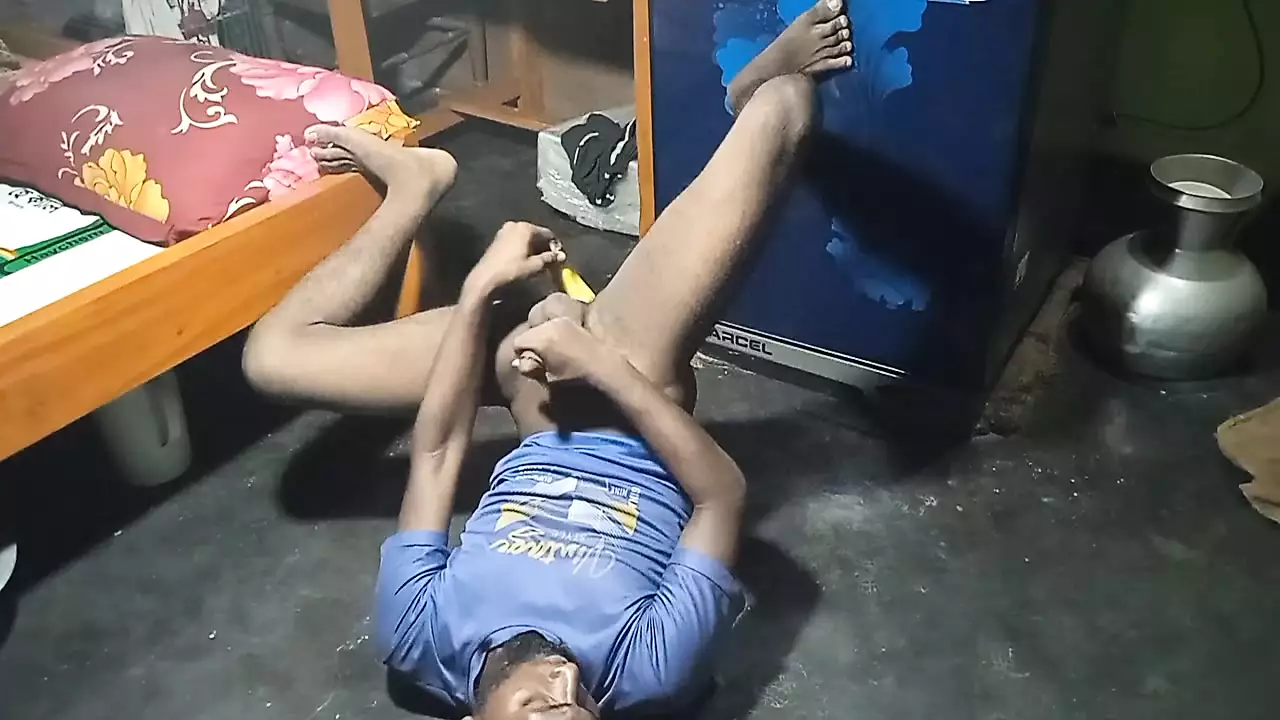 Velho vovô jovem gêmeos indianos meninos gays adolescentes 18 pron vídeos