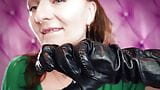 Asmr: mijn zeer oude veganistische leren handschoenen (Arya Grander) sfw klinkende fetisjvideo snapshot 3