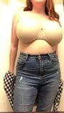 What's Her Bra Size snapshot 2