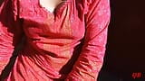 Indische Desi Bhabhi Ka Sath buiten me seks kiya met in Hindi audio snapshot 3