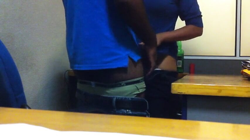 Mature Indian girl has sex in the office