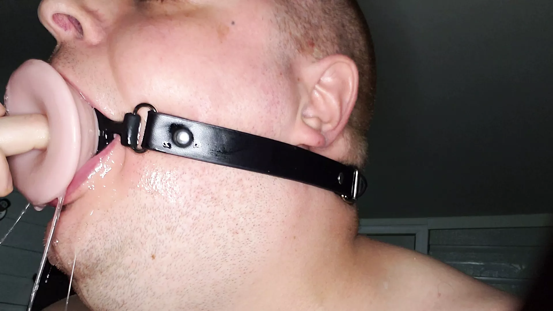 Deepthroating a 7 Inch Dildo with Mouth Gag Ring: Canadian Gay Man Porn