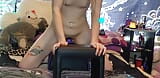 Hot Sybian Ride in un nuovo appartamento snapshot 8